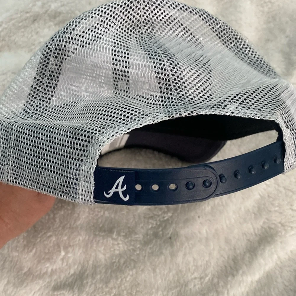 ⚾️Youth New Era, Atlanta Braves, 9Twenty, Adjustable Cap Navy Blue & White mesh